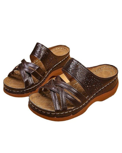 Sandale à plateforme compensée ajourée