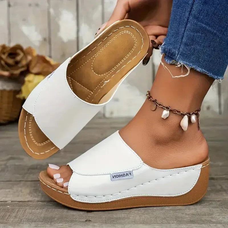 Sandale d'été confortable à talon épais